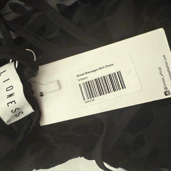 NWT Lioness Black Floral Mesh Mini Dress Lace Up Back | Size Small - Picture 4 of 4